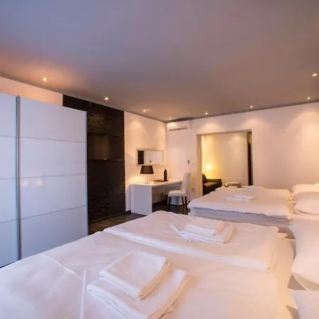 Alojamento de Acomodação e Pequeno-almoço Boutique Suites Refresh *
